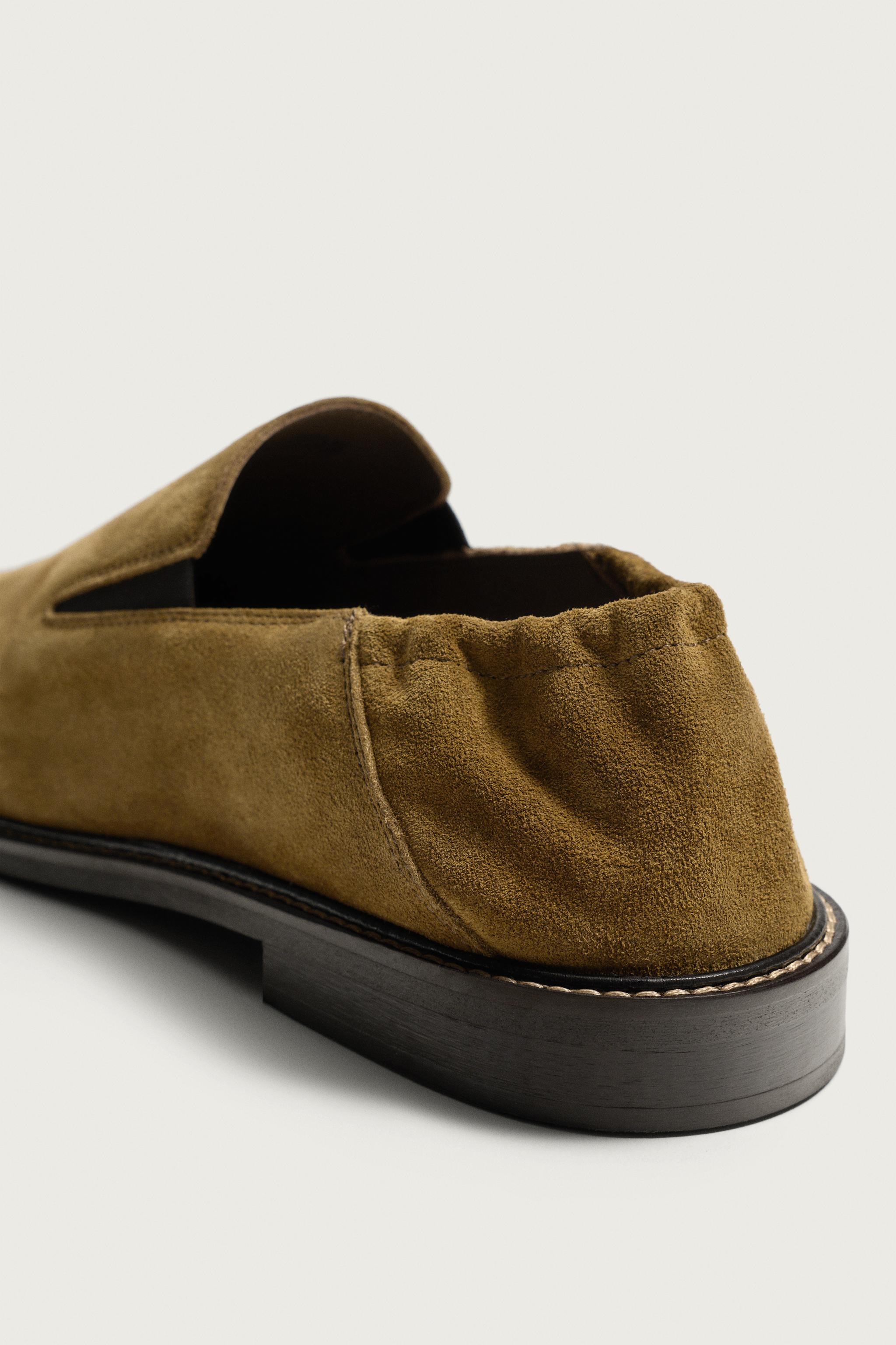 LEATHER LOAFERS